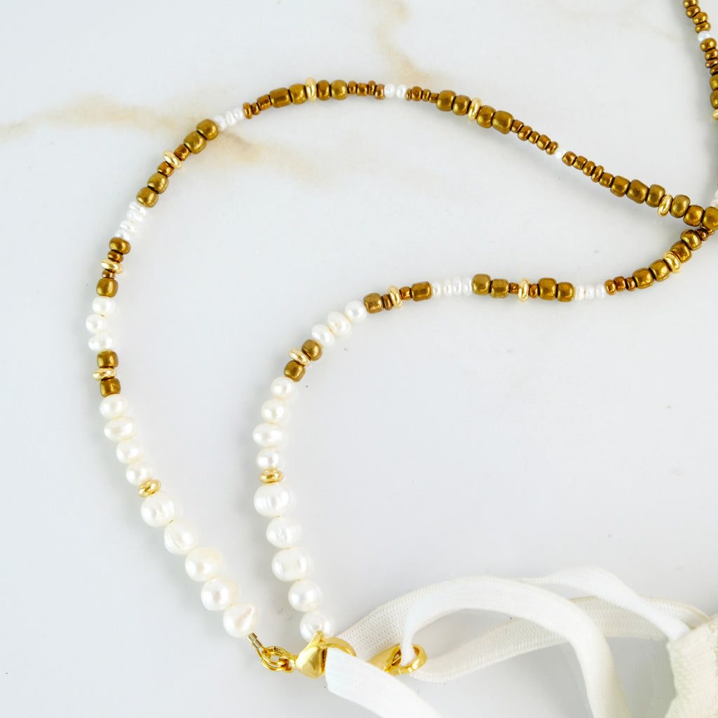 Pearls at Shore Mask Lanyard