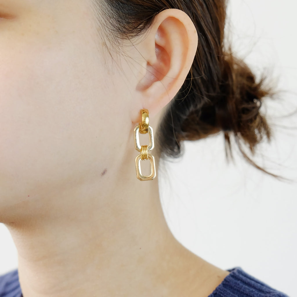 Lunettes Charms in Gold