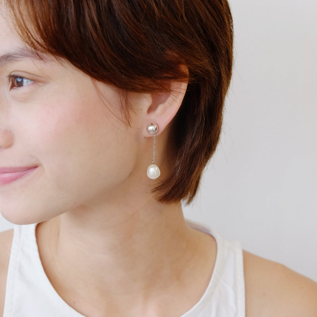 Chain Pearl Danglers in Silver