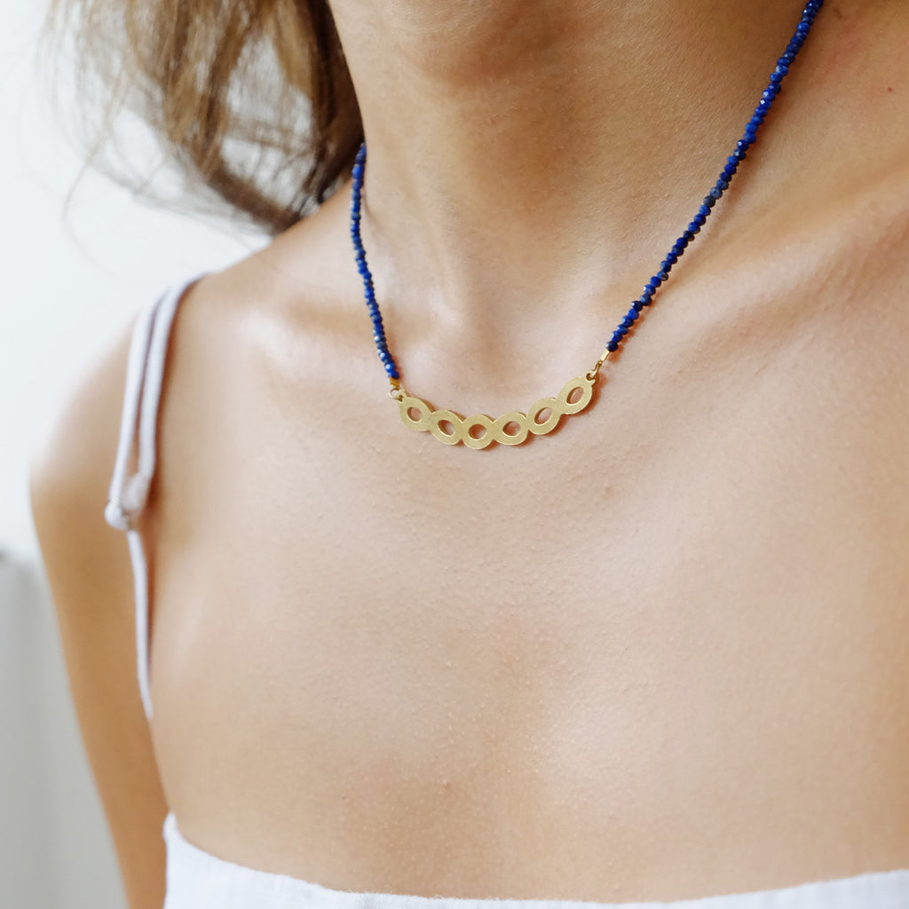 Brody Reversible Necklace in Lapis Lazuli