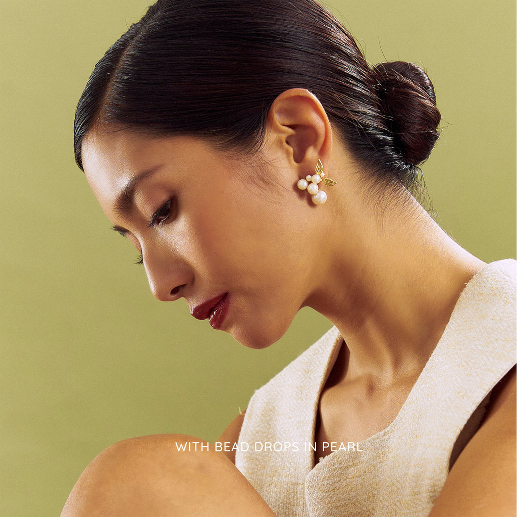 Ara Earrings in Pearl