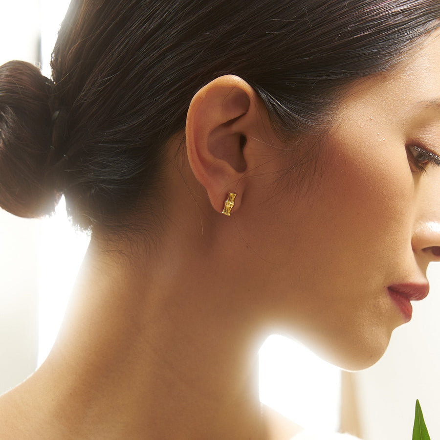 Wayan Stud Earrings in Gold