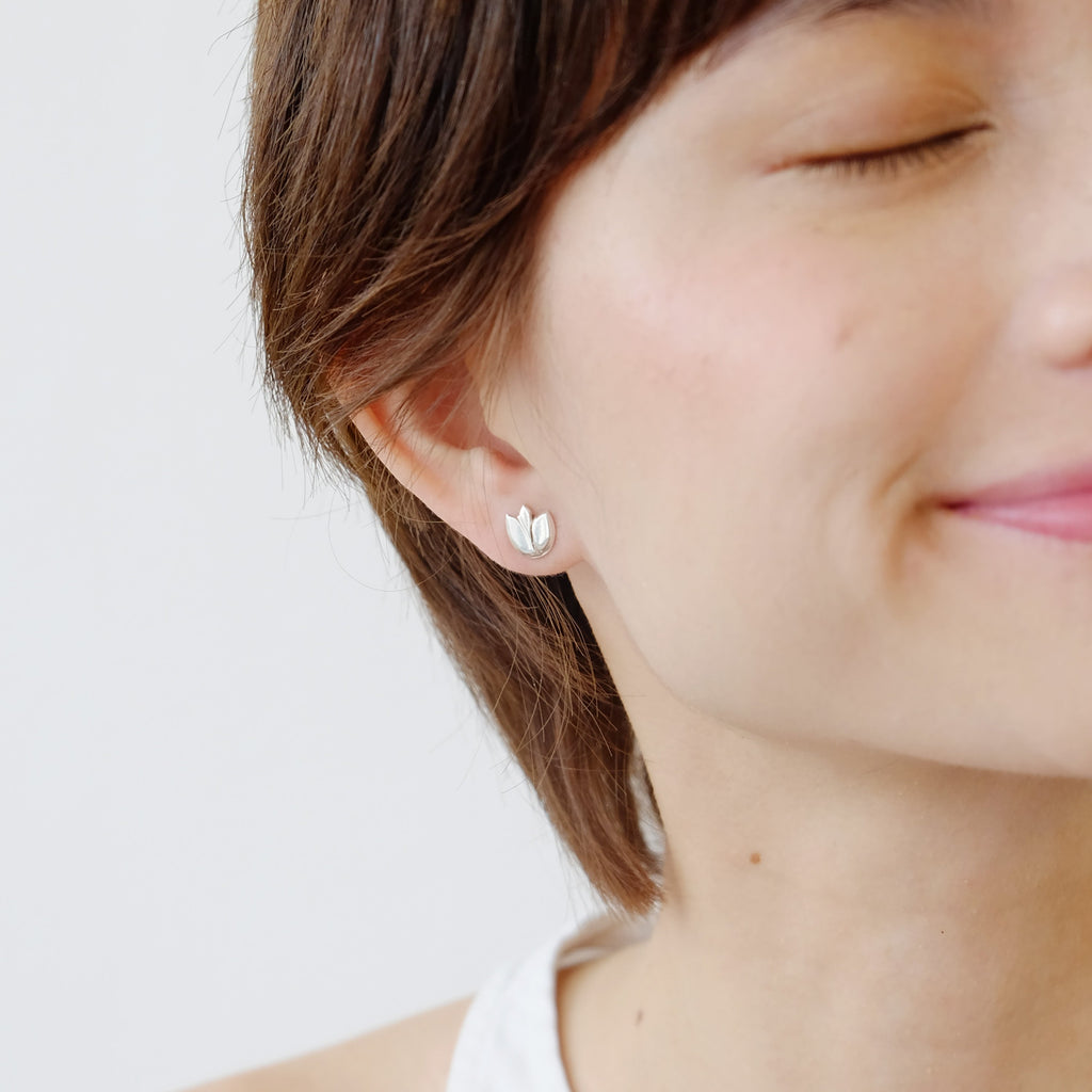 Ray Stud Earrings in Sterling Silver