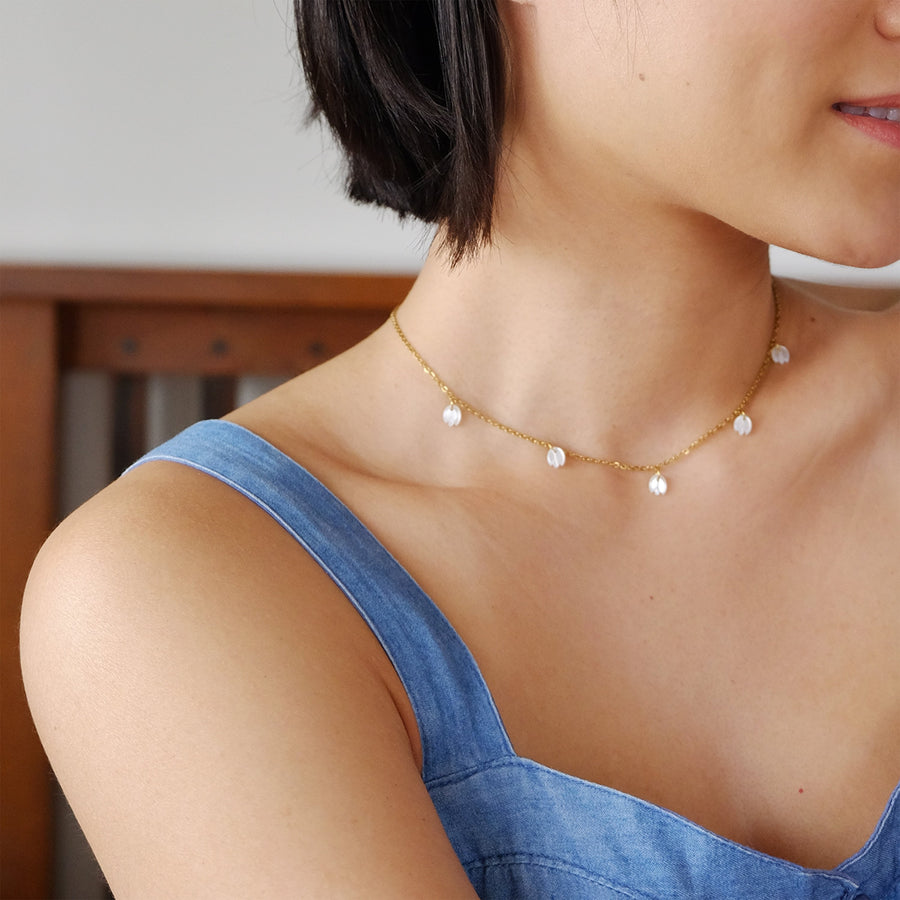 Raya Necklace in Mother of Pearl
