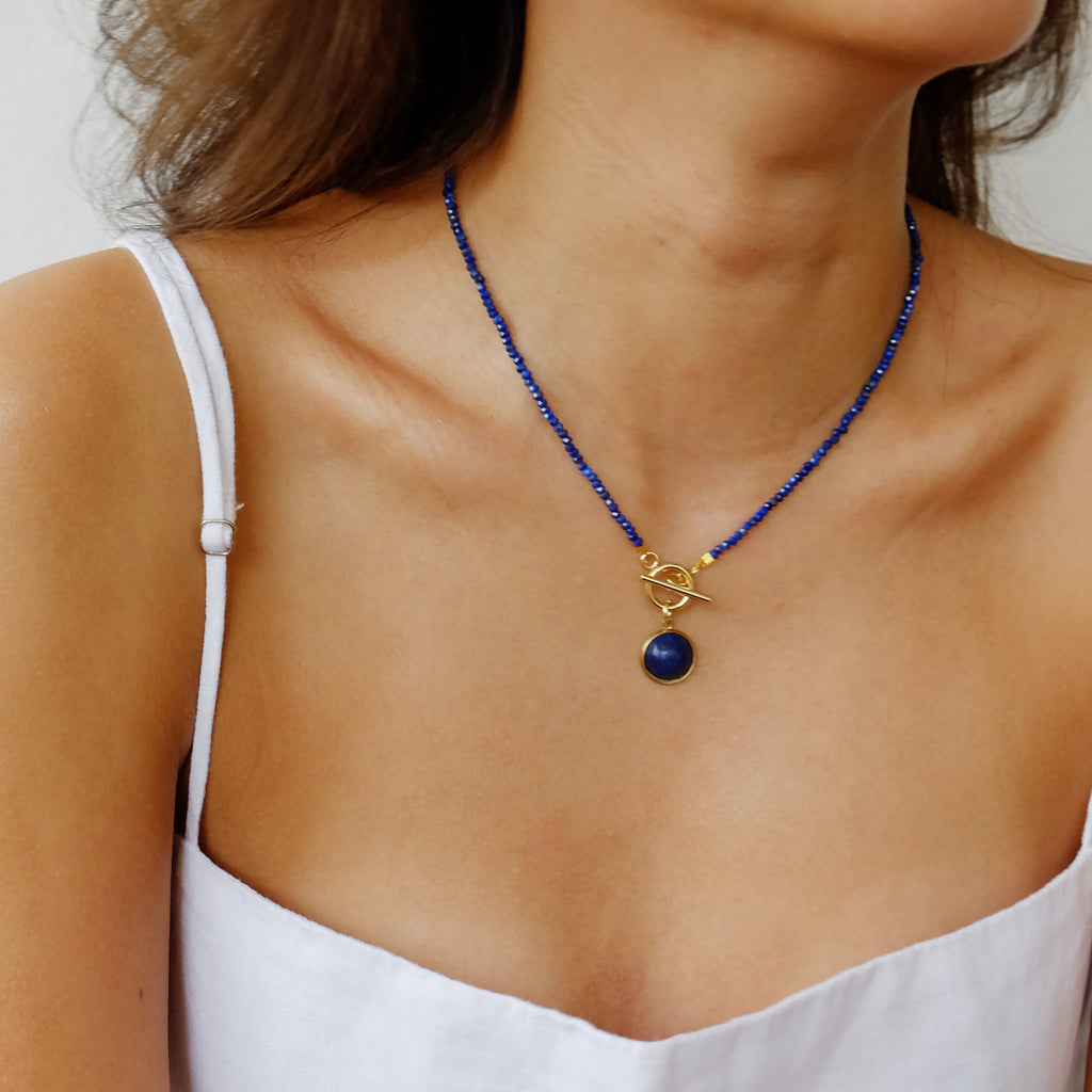 Brody Reversible Necklace in Lapis Lazuli